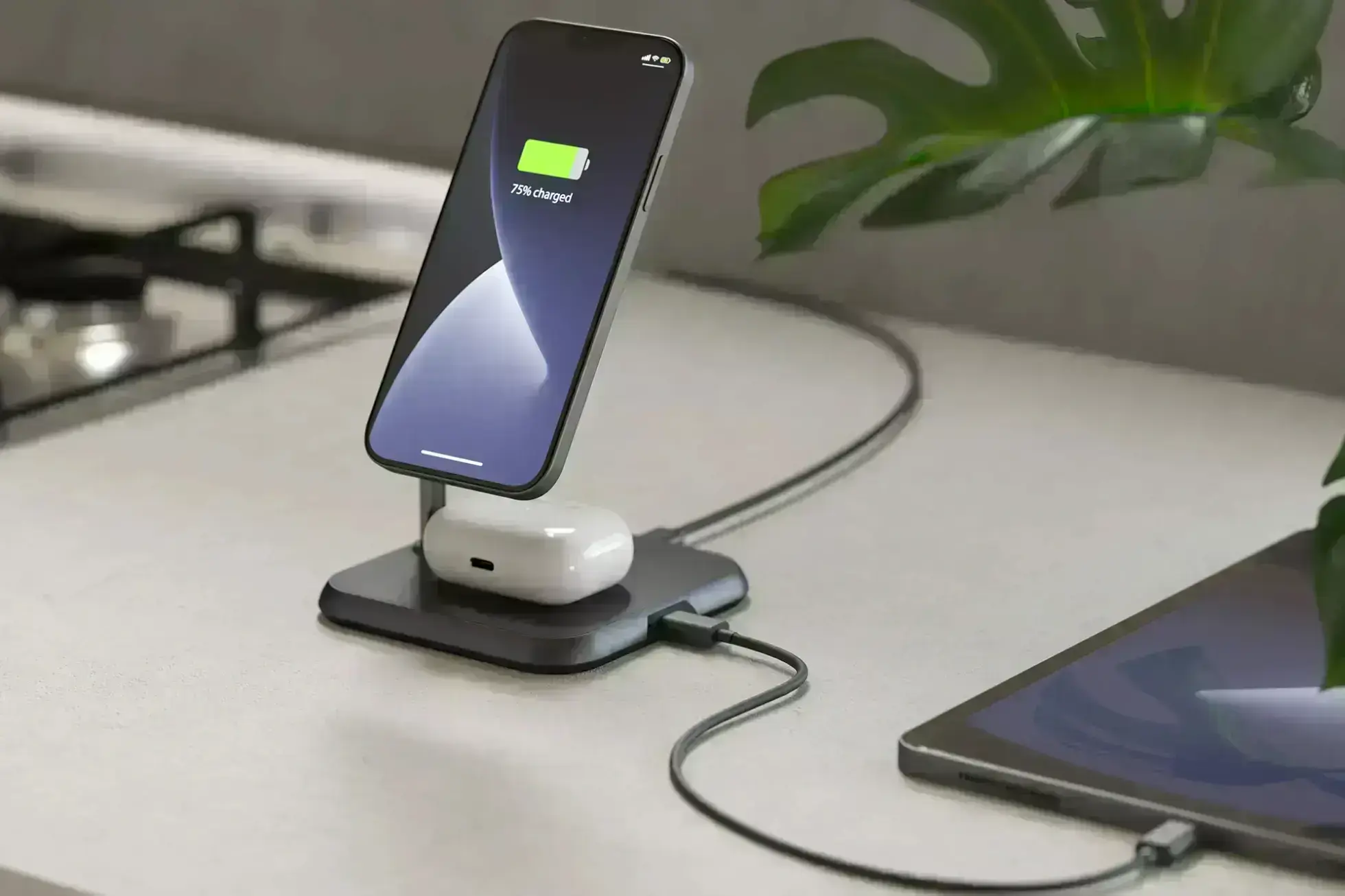 Zens-Magnetic-Wireless-Charger
