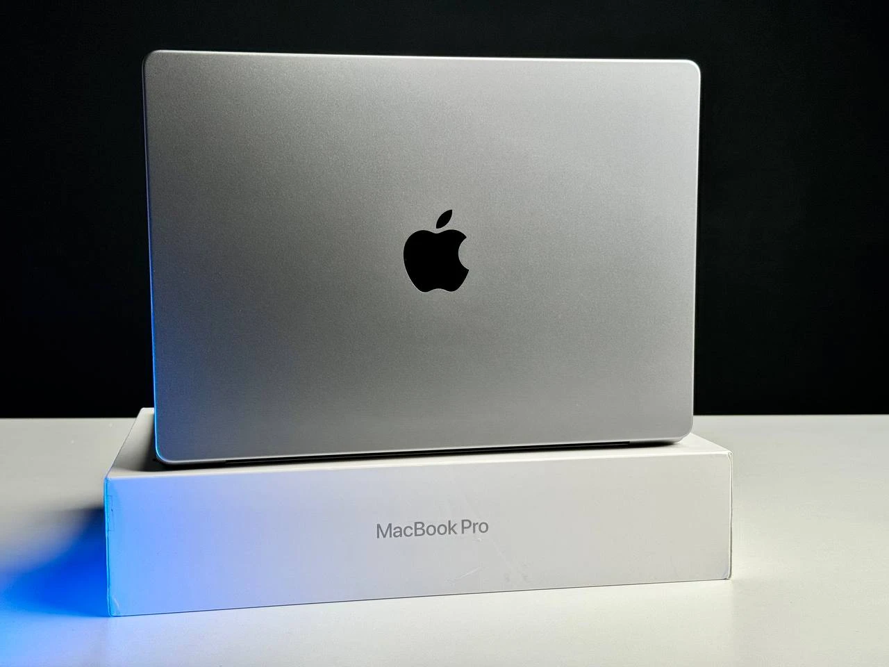 macbook-pro-14-inch-m3-b-y-newtime-03