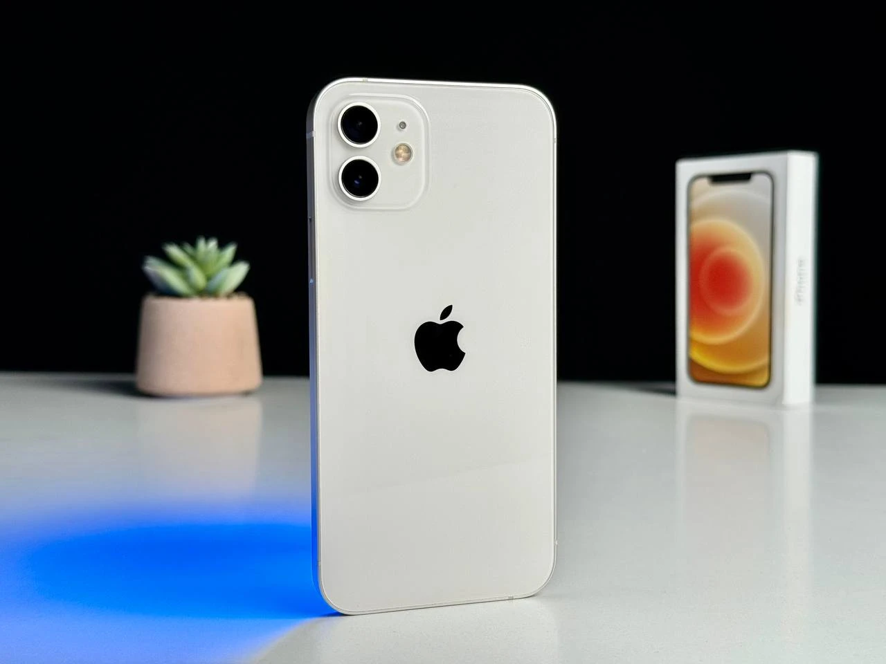 ВЖИВАНИЙ Apple iPhone 12 64GB White (MGH73, MGJ63) - Стан: гарний | Акумулятор: 100% | Комплект: коробка | Гарантія: 1 міс.