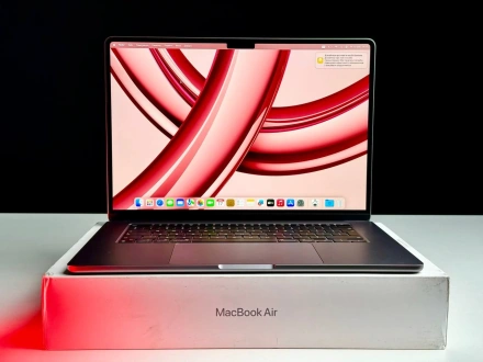 УЦІНКА MacBook Air 15" M3/8CPU/10GPU/8GB/256GB Space Gray 2024 (MRYM3) - Стан: ідеальний | Комплект: повний | Гарантія: 3 міс.