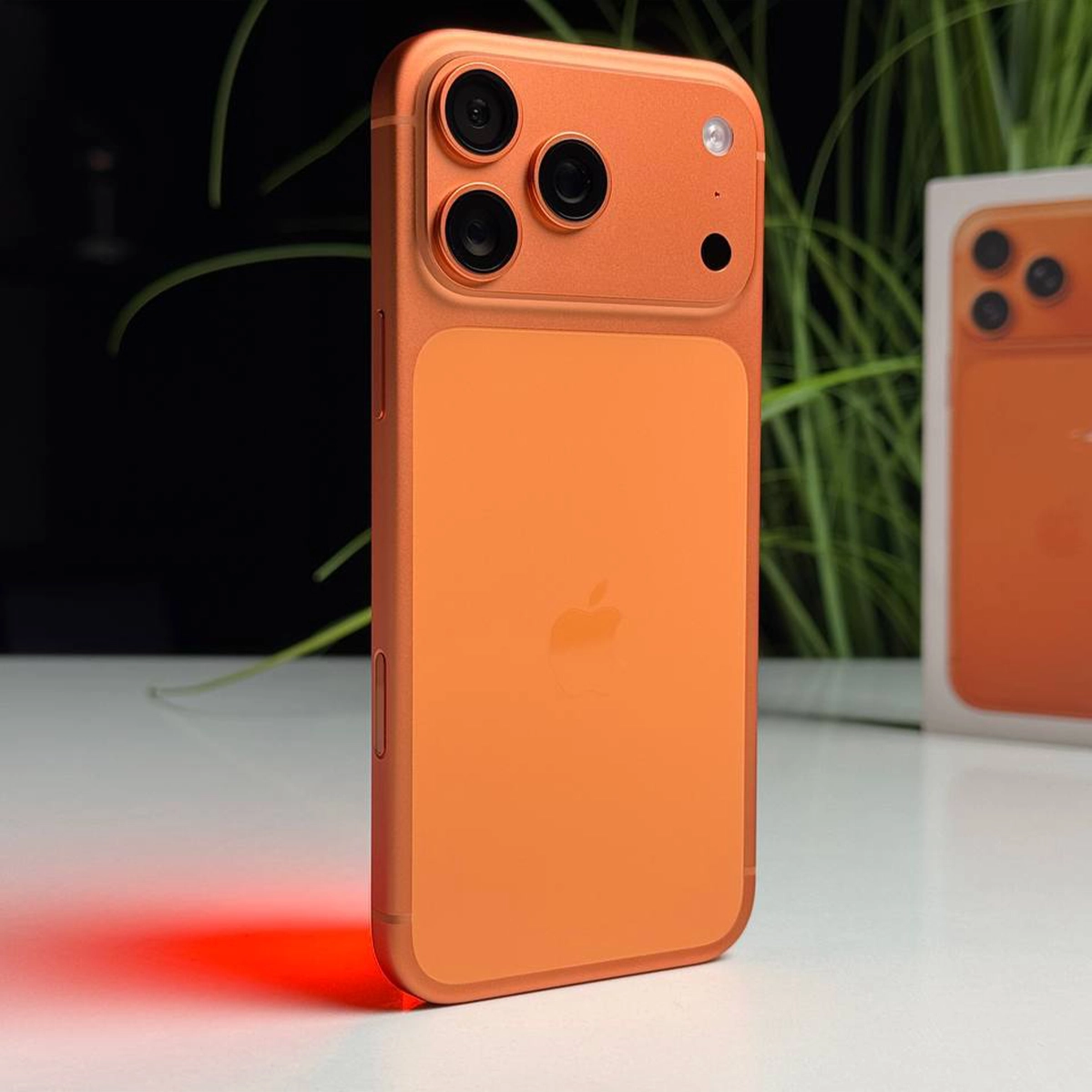 Купить OPEN BOX Apple iPhone 17 Pro Max 512GB eSim Cosmic Orange